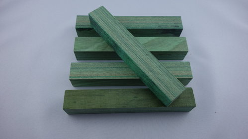 Pen-Blanks Holz grün eingefärbt